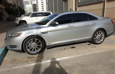 Ford Taurus LIMITED - excellent condition only 63K kms