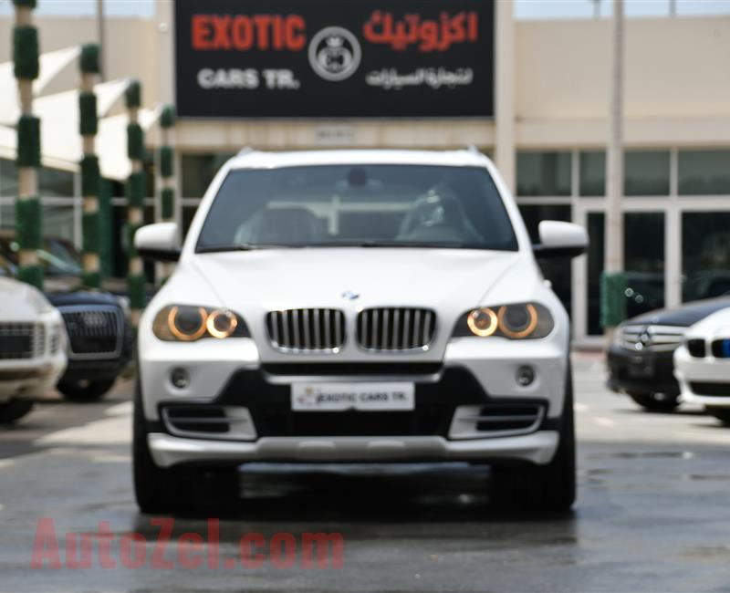 BMW X5 4.8i - AED 32,000