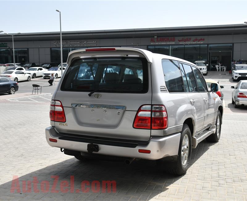 TOYOTA LAND CRUISER GXR- 2003- SILVER- 278 000 KM- GCC