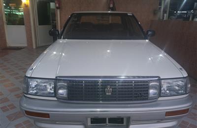 TOYOTA CROWN 1989 IMPORTED FROM JAPAN