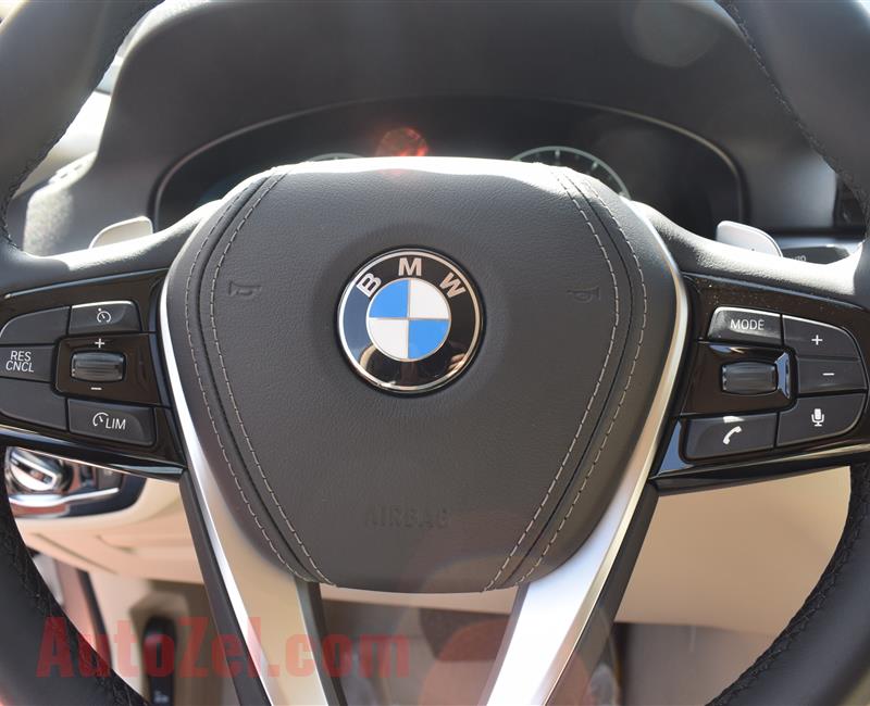 BRAND NEW BMW 520i- 2020- GOLD- GCC SPECS