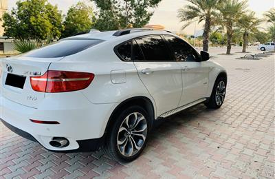 AGMC BMW X6 GCC , no accident, very clean no scratches 