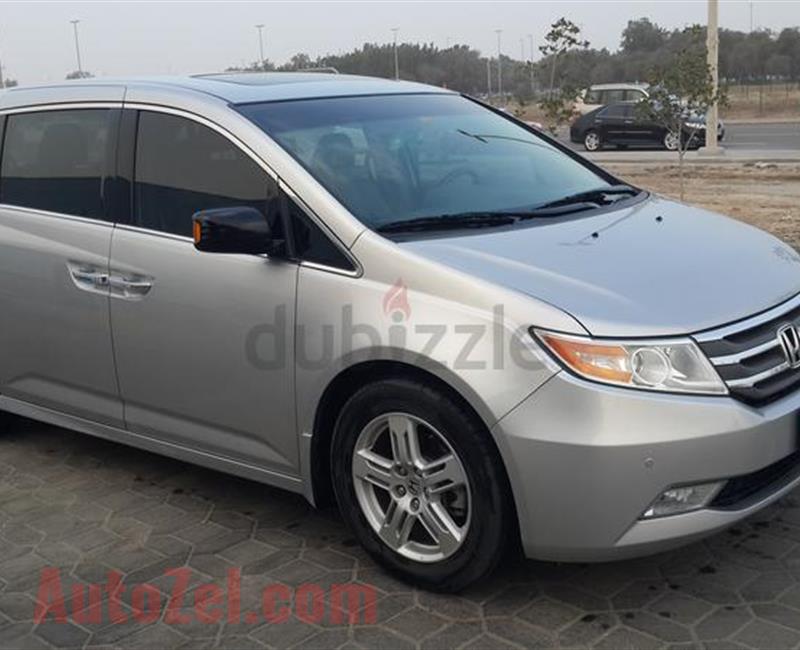 EXCELLENT/MINT CONDITION HONDA ODYSSEY TOURING FULL OPTION