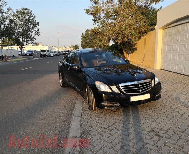 Mercedes-Benz E-300 Avantgarde, 3.0L Full Option, GCC Specs.