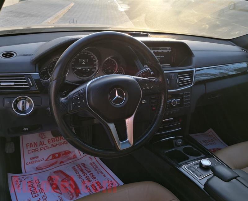 Mercedes-Benz E-300 Avantgarde, 3.0L Full Option, GCC Specs.