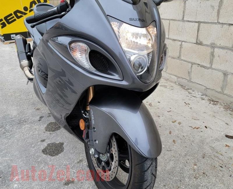 2020 Suzuki Hayabusa gsx r 1300 WhatsApp +971526695242 