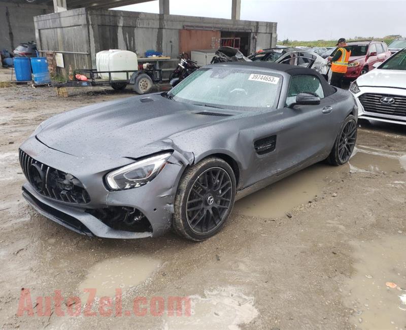 2018 Mercedes-Benz AMG GT Cabrio......... whatsaspp +971556433749