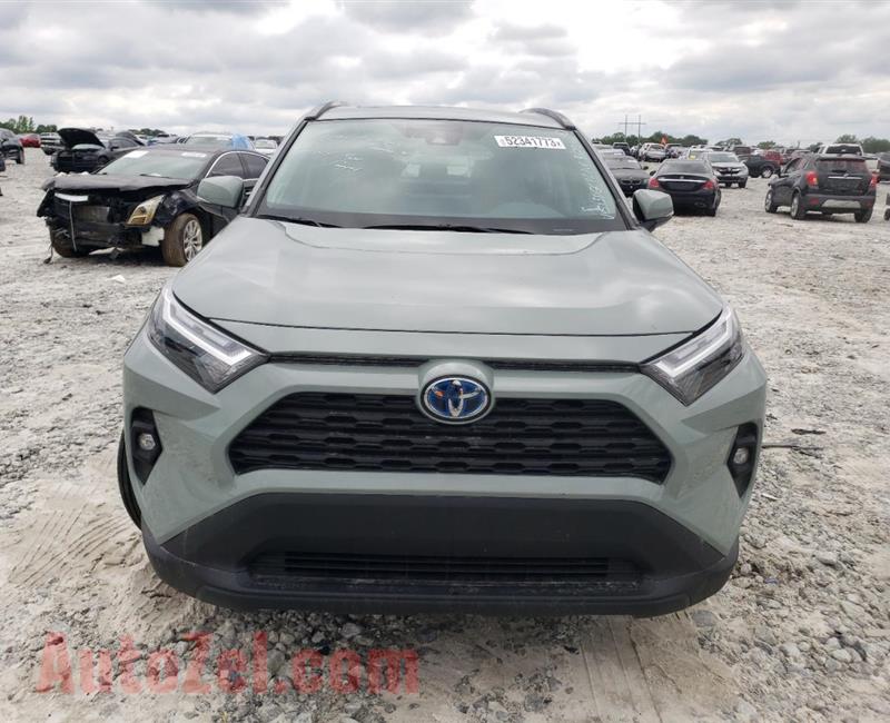 \2022 Toyota Rav4 XLE Premium